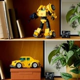 LEGO ICONS 10338 Transformers Bumblebee Action Figure da Collezione per Adulti Convertibile in Veicolo, Regalo per Lui o Lei, Giochi di costruzione Regalo per Lui o Lei, Set da costruzione, 18 anno/i, Plastica, 950 pz, 1,15 kg