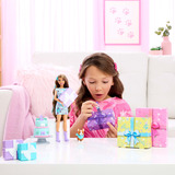 Mattel JFG72, Bambola 