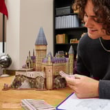 Spin Master 4D Puzzle, Kit di Modellismo per Puzzle 4D Harry Potter, Castello di Hogwarts da 209 Pezzi, Decorazione da Tavolo Harry Potter, Idea Regalo, Puzzle da Costruzione, per Adulti e Ragazzi, 12+ Anni 4D Puzzle, Kit di Modellismo per Puzzle 4D Harry Potter, Castello di Hogwarts da 209 Pezzi, Decorazione da Tavolo Harry Potter, Idea Regalo, Puzzle da Costruzione, per Adulti e Ragazzi, 12+ Anni, 209 pz, Televisione/film, 12 anno/i