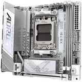 GIGABYTE X870I AORUS PRO ICE Scheda madre - Supporta CPU AMD Ryzen serie 9000, VRM a 8+2+1 fasi, fino a 8400 MHz DDR5 (OC), 1xPCIe 5.0 M.2 + 1xPCIe 4.0 M.2, WI-FI 7, LAN 2,5 GbE, USB 4 bianco, VRM a 8+2+1 fasi, fino a 8400 MHz DDR5 (OC), 1xPCIe 5.0 M.2 + 1xPCIe 4.0 M.2, WI-FI 7, LAN 2,5 GbE, USB 4, AMD, Socket AM5, AMD Ryzen 7000 Series, AMD Ryzen 8000 Series, AMD Ryzen 9000 Series, Socket AM5, DDR5-SDRAM, 128 GB