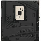 GIGABYTE X870E AORUS XTREME X3D AI TOP, Scheda madre 