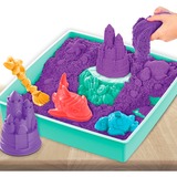 Spin Master Kinetic Sand, Playset Castelli di Sabbia Cinetica Viola, con Vaschetta, 454gr, 3 Formine Incluse, Giocattoli per Bambini e Bambine, 3+ anni, Gioco di sabbia Kinetic Sand , Playset Castelli di Sabbia Cinetica Viola, con Vaschetta, 454gr, 3 Formine Incluse, Giocattoli per Bambini e Bambine, 3+ anni, Sabbia cinetica per bambini, 3 anno/i, Non tossico, Viola