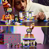 LEGO Fortnite 77076 Ristorante di Durrr Burger, Gioco Creativo con 3 Minifigure, Regalo da Gaming e da Collezione Bambini 10+, Giochi di costruzione Gioco Creativo con 3 Minifigure, Regalo da Gaming e da Collezione Bambini 10+, Set da costruzione, 10 anno/i, Plastica, 546 pz, 760 g
