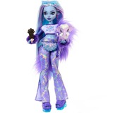 Mattel HNF64, Bambola 