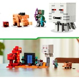 LEGO Minecraft Agguato nel portale del Nether, Giochi di costruzione Set da costruzione, 8 anno/i, Plastica, 352 pz, 559 g