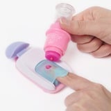 Spin Master Cool Maker, GO GLAM, Macchina Decora Unghie, Decora 200 Unghie con 4 Motivi, 2 Applicatori di Smalto e Maschera per Unghie. Giocattoli Creativi per bambine, 7+ anni, Bricolage Cool Maker , GO GLAM, Macchina Decora Unghie, Decora 200 Unghie con 4 Motivi, 2 Applicatori di Smalto e Maschera per Unghie. Giocattoli Creativi per bambine, 7+ anni, Set di smalti per bambini, 7 anno/i, Multicolore