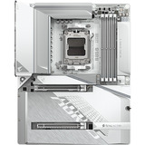 GIGABYTE B850 A STEALTH ICE, Scheda madre 