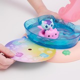 Spin Master 6065858, Sullo sfondo 