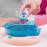 Spin Master 6065858, Sullo sfondo 