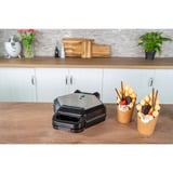 Unold Bobby 1 waffle 700 W Nero, Argento, Cialde accaio/Nero, 1 waffle, Esagonale, Nero, Argento, Plastica, Acciaio inox, 0,7 m, Nero