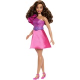 Mattel HRH22, Bambola 
