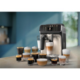 Philips 5500 series LatteGo EP5547/90 Macchina caffè automatica, 20 bevande, cappuccinatore, 1.8 L, macine in ceramica, Macchina automatica Nero/cromo, 20 bevande, cappuccinatore, 1.8 L, macine in ceramica, Macchina per espresso, 1,8 L, Chicchi di caffè, Macinatore integrato, 1500 W, Grigio