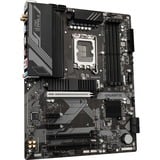 GIGABYTE Z790 D AX Scheda madre - Supporta CPU Intel Core di 14a generazione, VRM digitale a 12+1+1 fasi, fino a 7600MHz DDR5 (OC), 3xPCIe 4.0 M.2, Wi-Fi 6E, LAN 2.5GbE, USB 3.2 Gen 2 VRM digitale a 12+1+1 fasi, fino a 7600MHz DDR5 (OC), 3xPCIe 4.0 M.2, Wi-Fi 6E, LAN 2.5GbE, USB 3.2 Gen 2, Intel, LGA 1700, Intel® Celeron®, Intel® Core™ i3, Intel® Core™ i5, Intel® Core™ i7, Intel® Core™ i9,..., LGA 1700, 192 GB, DDR5-SDRAM