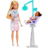 Mattel JCR74, Bambola 