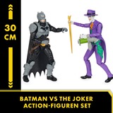 Spin Master DC Comics, Action Figure Batman Adventures, Batman vs Joker, 2 Action Figure Batman Alte 30 cm, Supereroe e Supernemico con 12 Accessori e 17 Punti di Articolazione, Giochi per Bambini, 4+ Anni, Gioco figura DC Comics , Action Figure Batman Adventures, Batman vs Joker, 2 Action Figure Batman Alte 30 cm, Supereroe e Supernemico con 12 Accessori e 17 Punti di Articolazione, Giochi per Bambini, 4+ Anni, 4 anno/i, Multicolore