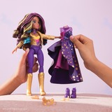 Spin Master Unicorn Academy, Bambola Sophia in Versione Ballo in Maschera, con 9 Accessori per Bambola e Capelli arcobaleno, 24 cm, Bambole e Unicorni Giocattolo per Bambine, 4+ Anni Unicorn Academy, Bambola Sophia in Versione Ballo in Maschera, con 9 Accessori per Bambola e Capelli arcobaleno, 24 cm, Bambole e Unicorni Giocattolo per Bambine, 4+ Anni, Bambola alla moda, Femmina, 4 anno/i, Bambino/Bambina, 241 mm, 320 g