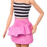 Mattel HRH11, Bambola 
