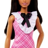 Mattel HJT06, Bambola 