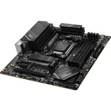 MSI 7D77-001R, Scheda madre Nero