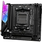 ASRock 90-MXBQR-A0UAYZ, Scheda madre 