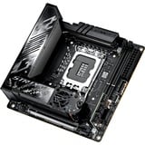 ASUS 90MB1IC0-M0EAY0, Scheda madre 