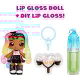 MGA Entertainment Yummiland Lip Gloss Doll Sour Sweeties - Sasha Sourworms, Bambola Mini bambola, Femmina, 4 anno/i, Bambino/Bambina, Multicolore