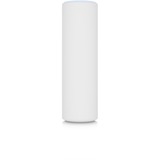 Ubiquiti U6-Mesh 4800 Mbit/s Bianco Supporto Power over Ethernet (PoE) 4800 Mbit/s, 573,5 Mbit/s, 4800 Mbit/s, 1000 Mbit/s, 2.4 - 5 GHz, IEEE 802.11a, IEEE 802.11ac, IEEE 802.11ax, IEEE 802.11b, IEEE 802.11g, IEEE 802.11n, IEEE 802.1Q,...