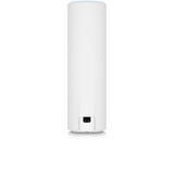 Ubiquiti U6-Mesh 4800 Mbit/s Bianco Supporto Power over Ethernet (PoE) 4800 Mbit/s, 573,5 Mbit/s, 4800 Mbit/s, 1000 Mbit/s, 2.4 - 5 GHz, IEEE 802.11a, IEEE 802.11ac, IEEE 802.11ax, IEEE 802.11b, IEEE 802.11g, IEEE 802.11n, IEEE 802.1Q,...