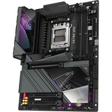 GIGABYTE X870E AORUS MASTER Scheda Madre - Supporta CPU AMD Ryzen 9000, 16+2+2 fasi VRM digitali, fino a 8600MHz DDR5 (OC), 3xPCIe 5.0 + 1xPCIe 4.0, Wi-Fi 7, LAN 5GbE, USB 4 Nero, 16+2+2 fasi VRM digitali, fino a 8600MHz DDR5 (OC), 3xPCIe 5.0 + 1xPCIe 4.0, Wi-Fi 7, LAN 5GbE, USB 4, AMD, Socket AM5, AMD Ryzen 7000 Series, AMD Ryzen 8000 Series, AMD Ryzen 9000 Series, Socket AM5, 256 GB, DDR5-SDRAM