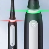 Braun iO Series 4 Adulto Nero, Spazzolino da denti elettrico Nero, Adulto, Cura quotidiana, Sensibile, Super sensitive, Sbiancante, Nero, 4 x 30 sec, Nero, Rotondo