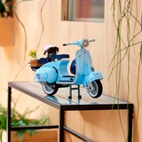 LEGO ICONS 10298 Vespa 125, Set in Mattoncini, Modellismo Adulti, Replica Piaggio Anni 60, Idea Regalo, Hobby Creativo, Giochi di costruzione Set in Mattoncini, Modellismo Adulti, Replica Piaggio Anni 60, Idea Regalo, Hobby Creativo, Set da costruzione, 18 anno/i, Plastica, 1107 pz, 1,47 kg
