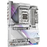 GIGABYTE X870E AORUS MASTER X3D ICE, Scheda madre argento/Bianco