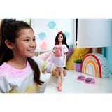 Mattel HRH12, Bambola 