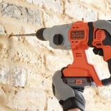 BLACK+DECKER Martello combinato a batteria BCD900E2K, 18Volt, Trapano a percussione arancione /Nero