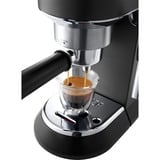 DeLonghi Dedica Style Dedica EC685.BK Macchina da Caffè Manuale Espresso e Cappuccino, Compatibile con Polvere o Cialde E.S.E., Spegnimento Automatico, Serbatoio Estraibile 1.1L, 1450W, 15bar, Nero, Macchina per espresso Nero/argento lucido, Compatibile con Polvere o Cialde E.S.E., Spegnimento Automatico, Serbatoio Estraibile 1.1L, 1450W, 15bar, Nero, Macchina per espresso, 1,1 L, Cialde caffè, Caffè macinato, 1300 W, Nero, Argento