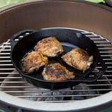 Lodge Padella L8SKL, con 2 manici Nero