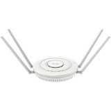 D-Link DWL-6610APE punto accesso WLAN 1200 Mbit/s Bianco Supporto Power over Ethernet (PoE) 1200 Mbit/s, 10,100,1000 Mbit/s, 2.4 - 2.4835, 5.15 - 5.85 GHz, IEEE 802.11a, IEEE 802.11ac, IEEE 802.11b, IEEE 802.11g, IEEE 802.11n, IEEE 802.1Q, IEEE 802.3af, 165 canali, AES, HTTPS, SSH, SSID, TKIP, WPA, WPA-Enterprise, WPA2, WPA2-Enterprise