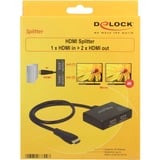 DeLOCK 87700 ripartitore video HDMI 2x HDMI Nero, HDMI, 2x HDMI, Nero, 0,6 m, 3840 x 2160