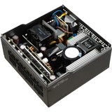 Fractal Design FD-PSU-ION-SFX-650G-BK alimentatore per computer 650 W 24-pin ATX Nero Nero, 650 W, 100 - 240 V, 50/60 Hz, 8/4 A, 100 W, 100 W