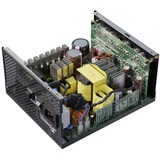 Seasonic FOCUS-PX-650 alimentatore per computer 650 W 20+4 pin ATX ATX Nero Nero, 650 W, 100 - 240 V, 50/60 Hz, 5.5 - 11 A, 100 W, 840 W