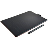 Wacom One by Medium tavoletta grafica Nero, Rosso 2540 lpi (linee per pollice) 216 x 135 mm USB Nero/Rosso, Cablato, 2540 lpi (linee per pollice), 216 x 135 mm, USB, Penna, Nero, Rosso