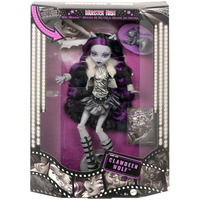 Mattel HKN28, Bambola
