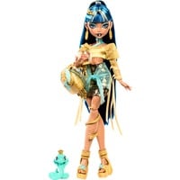 Mattel HXH74, Bambola