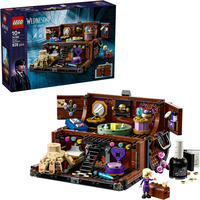 LEGO Wednesday 76785 Appartamento di Mano - Giocattolo con Personaggi e Accessori - Regalo per Bambini 10+ Fan della Serie TV, Giochi di costruzione Set da costruzione, 10 anno/i, Plastica, 828 pz, 1,34 kg