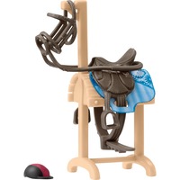 Schleich HORSE CLUB 42613 accessorio per miniature giocattolo Supporto per sella, Gioco figura Supporto per sella, 5 anno/i, Nero, Marrone